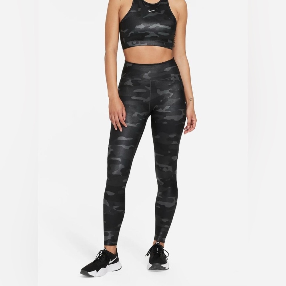 Nike Dri-FIT One Womens Dark Smoke Grey Mid-Rise Camo Leggings, Size Medium